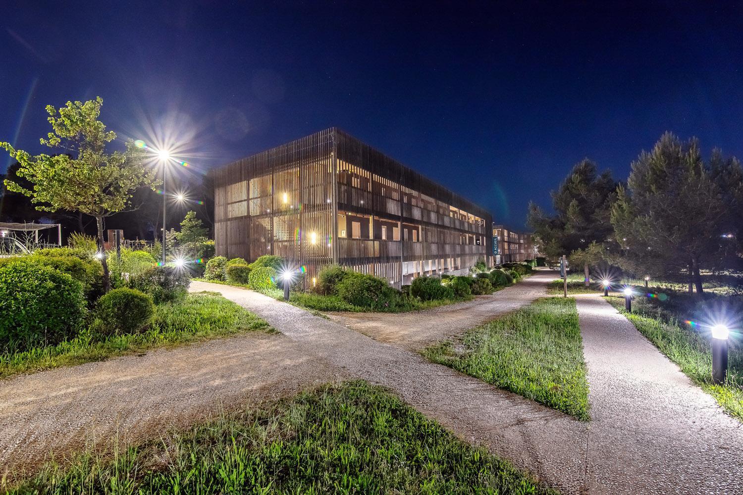 Thecamp & - Aix En Provence Hotel