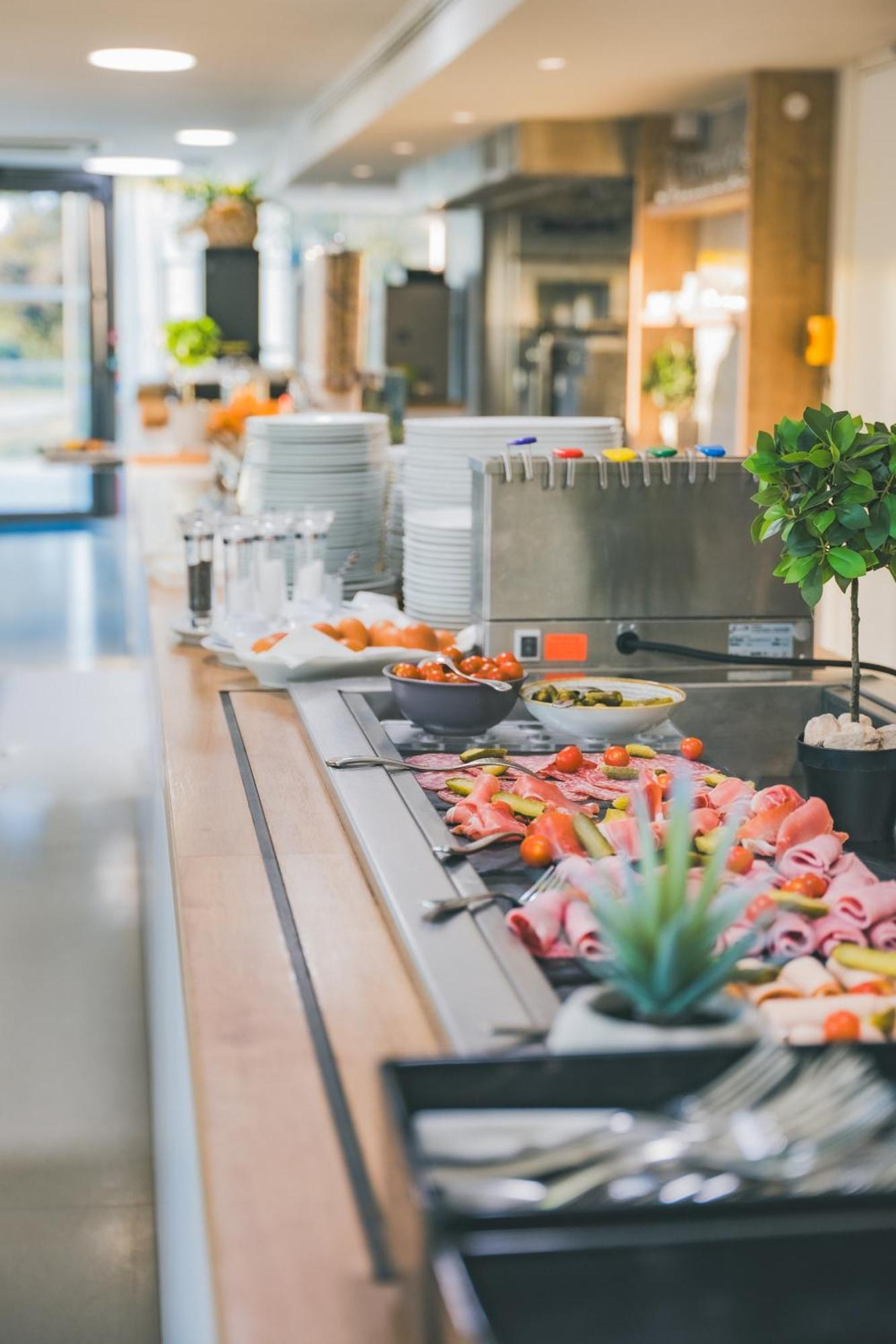 Hotel Thecamp & - Aix En Provence